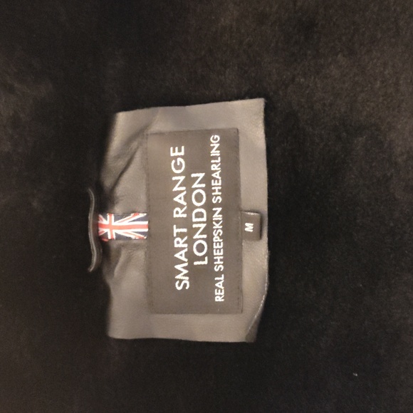 Black sheepskin shearling pilot coat brand new worn a couple of times. - Picture 2 of 4